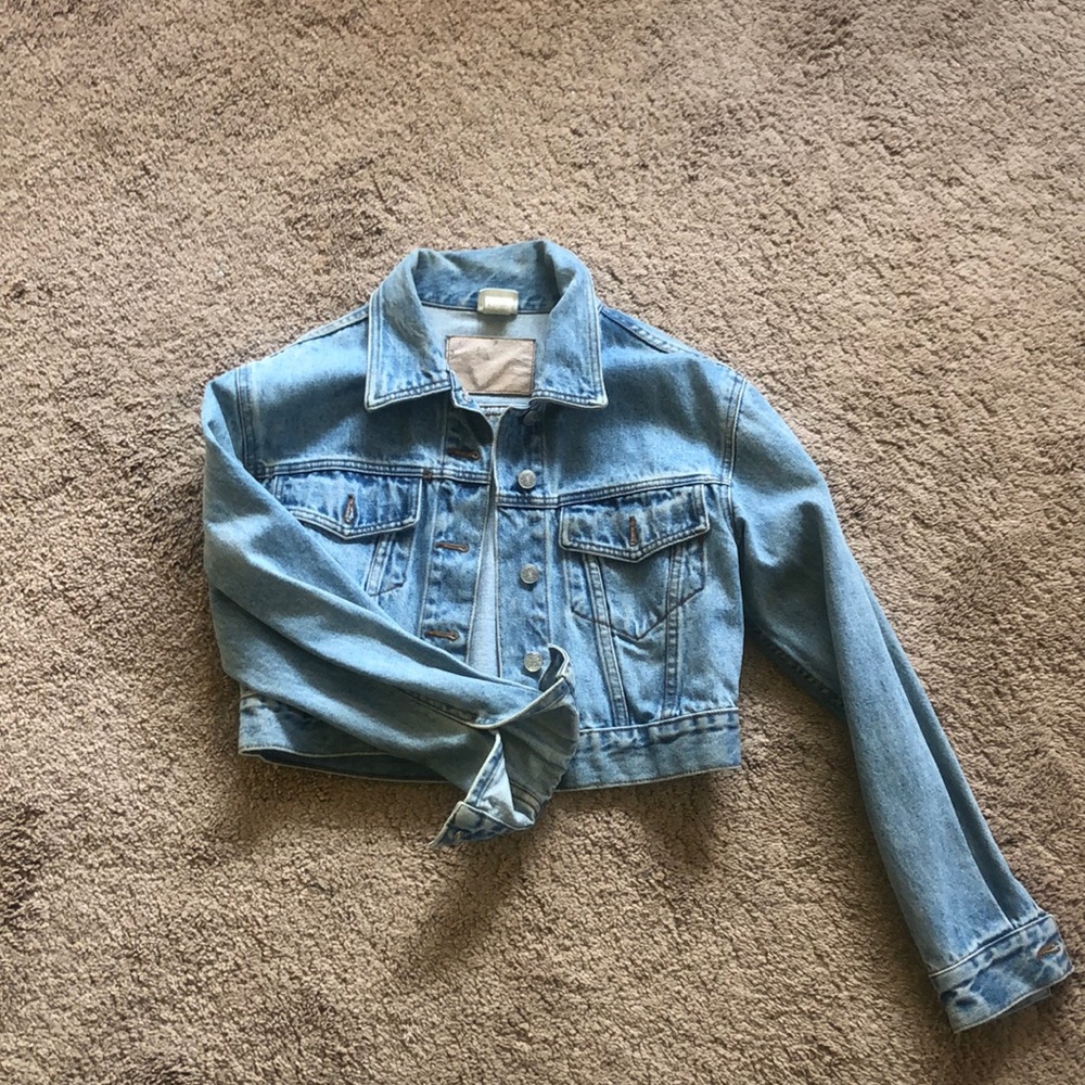Light wash jean jacket
